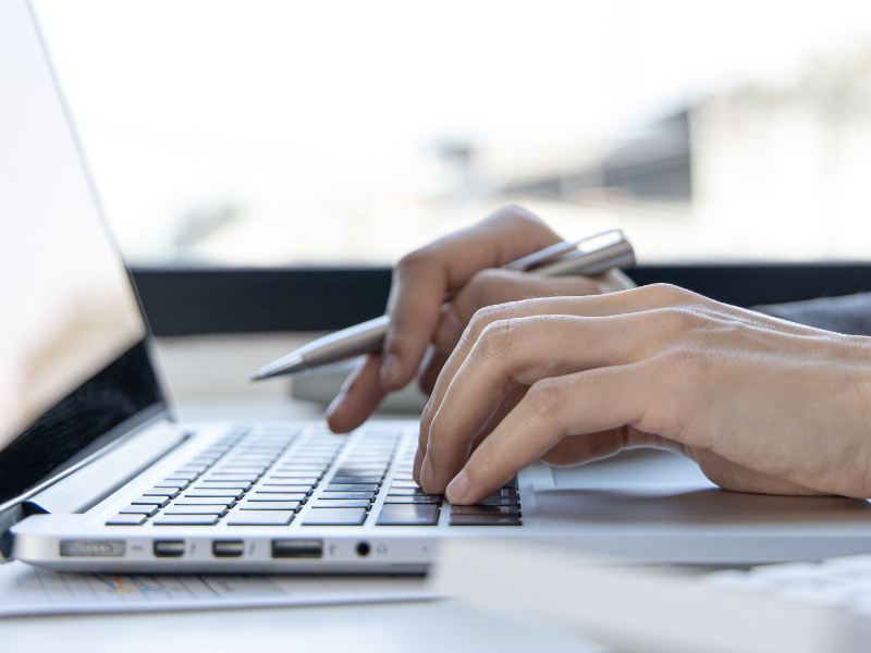 Webinar: Automatiser processerne i finansafdelingen med en AI-agent